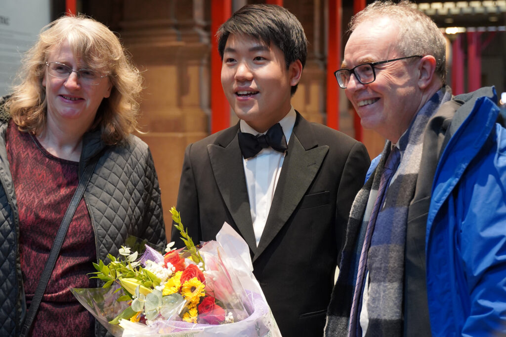 Deputy Permanent Irish Representative to the United Nations, Jim Kelly and his wife Anne with Sae Yoon